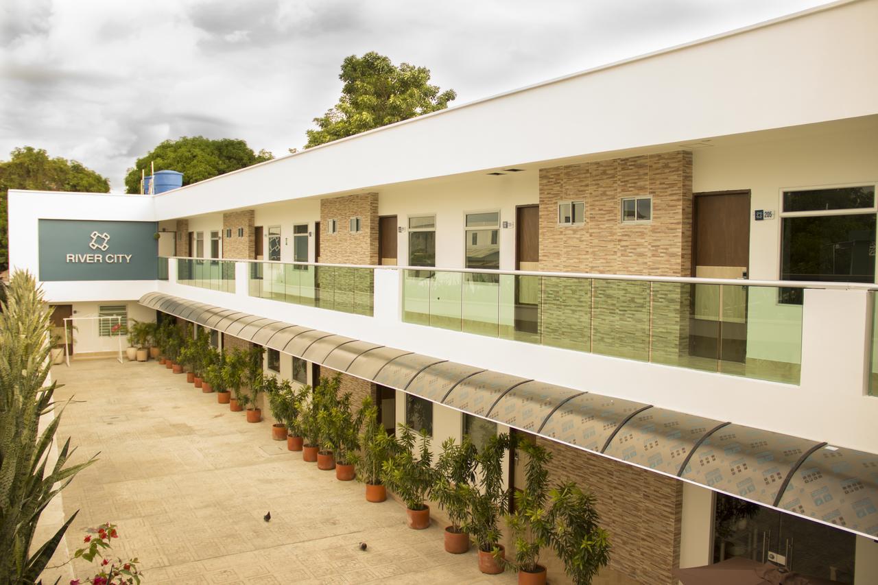 River City Hotel Monteria Exterior photo